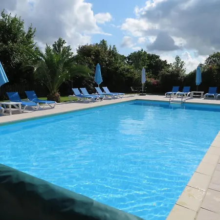 Keranmeriet D Near Pont Aven, Concarneau, Beaches 15km Dom wakacyjny Melgven